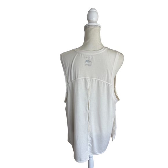 The North Face Wander Slitback FlashDry Relaxed Fit Tank Size 3X - Picture 6 of 11